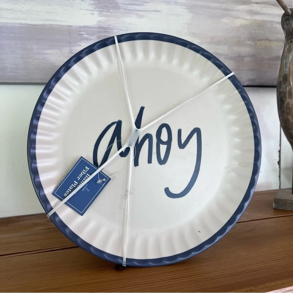 Set of 4 plates